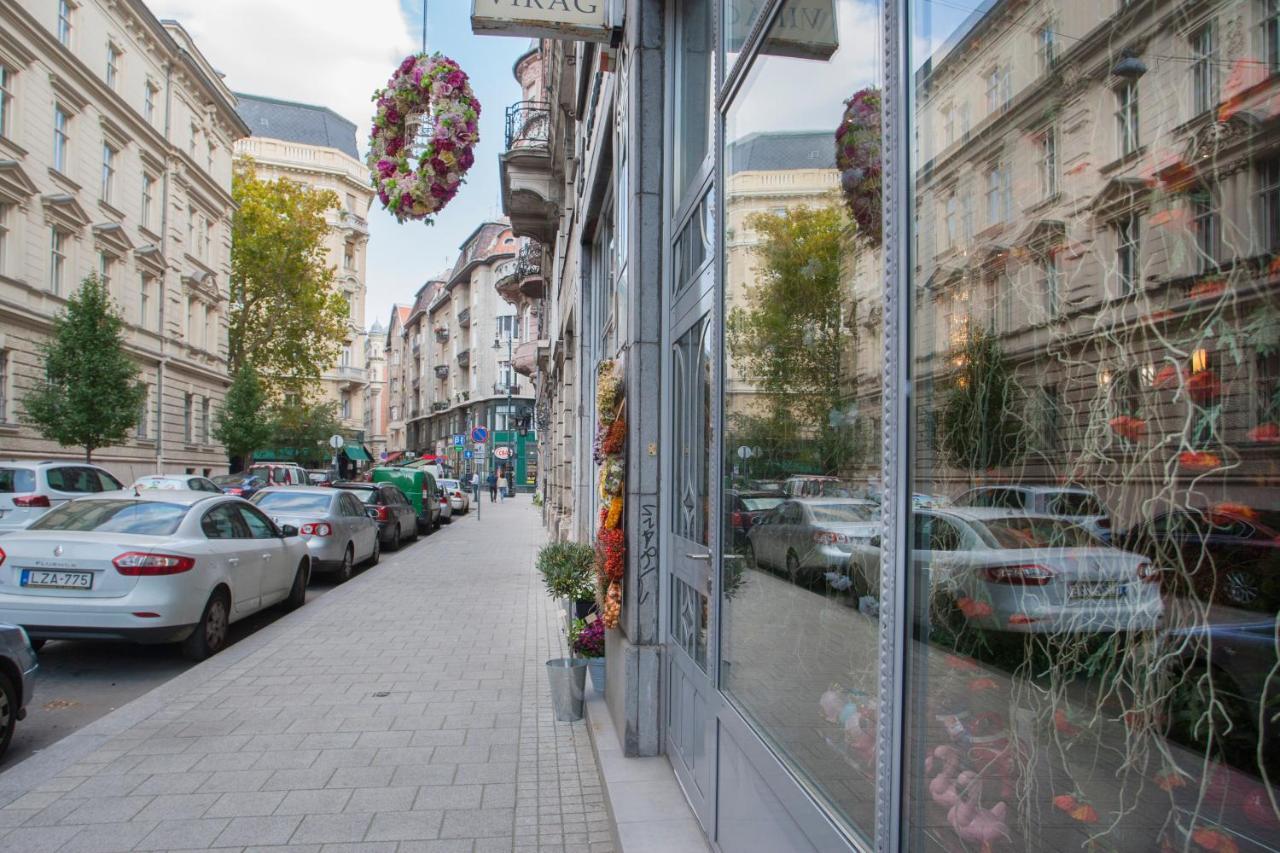 Anastasia 2 Bedrooms Apartment On Vaci Utca Budapest Exterior photo